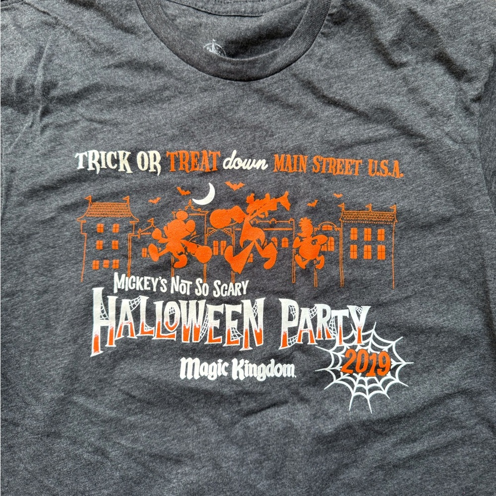 Disney Gray and Orange Halloween Tee Short Sleeve